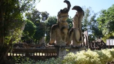 Nong Khai, Tayland - 19 Aralık: Sala Kaew Ku veya Sala Keoku fantastik beton heykel Budizm ilham insanlar için ziyaret edin ve Nongkhai city adlı 19 Aralık 2017 Nong Khai, Thailand, seyahat