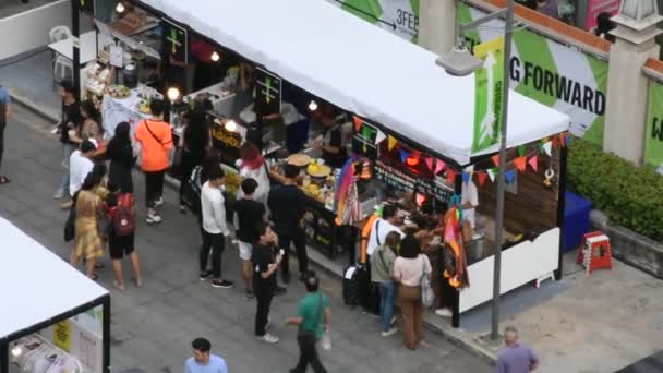 Bangkok Thailand Februari Thaise Mensen Buitenlandse Reizigers Reizen Winkelen Creatieve — Stockvideo