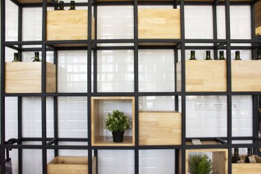 İç tasarım ve dekor mobilya kafe ve Restoran seyahat etmek insanlar ziyaret için yemek ve 4 Temmuz 2018: Rayong, Tayland tarihinde yasağı Phe beach adlı içecekler