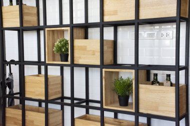 İç tasarım ve dekor mobilya kafe ve Restoran seyahat etmek insanlar ziyaret için yemek ve 4 Temmuz 2018: Rayong, Tayland tarihinde yasağı Phe beach adlı içecekler