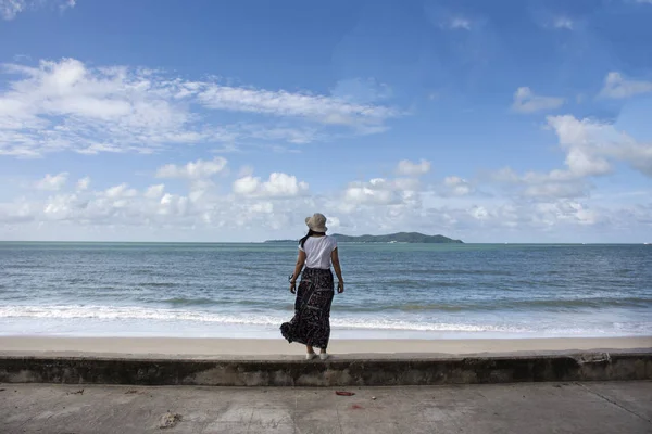 Voyageur Femmes Thai Jouer Détendre Poser Pour Prendre Des Photos — Photo