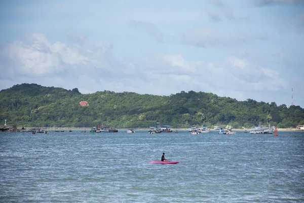 Traveler Thai People Playing Paddle Boat Canoe Sea Ocean Ban — Foto Stock