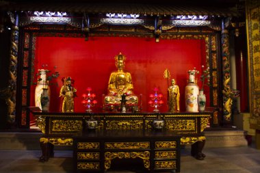 Çin halkı ve yabancılar için Buda ve Tanrı heykeli ziyaret