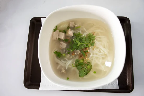 Voedsel set van ontbijt Vietnamese rijst noodle soep met varkensvlees spar — Stockfoto