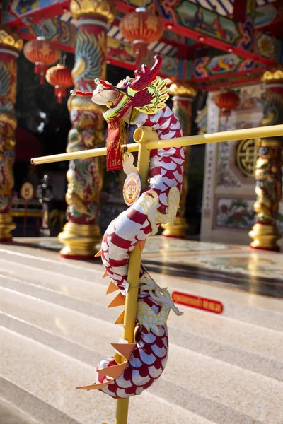 Göttin Statue und Dekoration von san chao pu ya chinesische Temp — Stockfoto