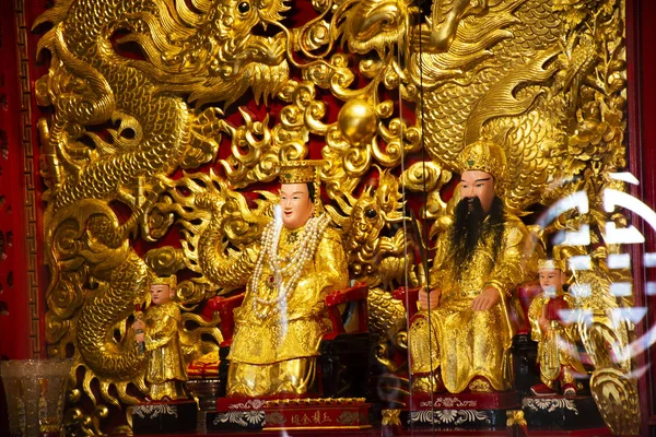 Diosa de Dios estatua y decoración de San Chao Pu Ya temperatura china — Foto de Stock