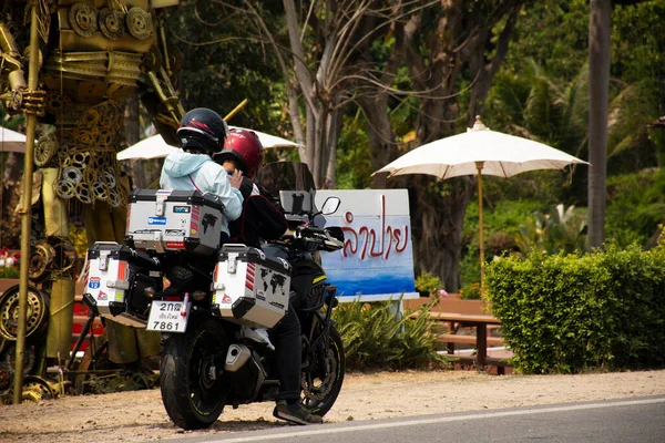 Travelers Thai People Couple Lover Riding Big Bike Motorcycle Road — Stock Photo, Image