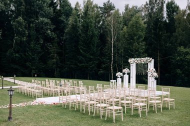 Düğün töreni kemer dekor 