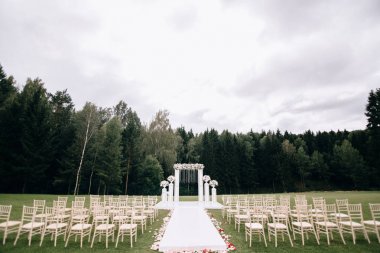 Düğün töreni kemer dekor 