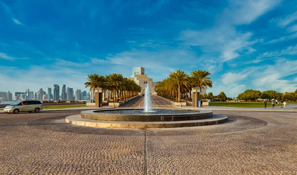 Doha Cor Niche Daglicht Uitzicht Met Museum Van Islamitische Kunst — Stockfoto