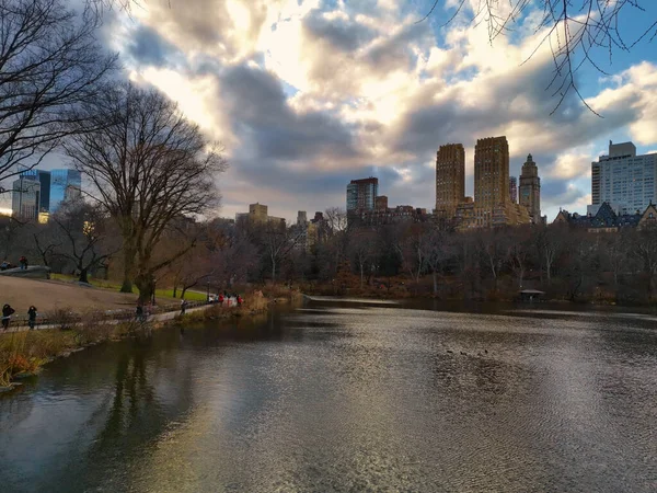 Central Park New York Dagsljusvy Med Människor Promenader New York — Stockfoto