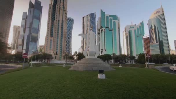 Corniche Doha Caminando Luz Del Día Desde Parque Sheraton Mostrando — Vídeos de Stock