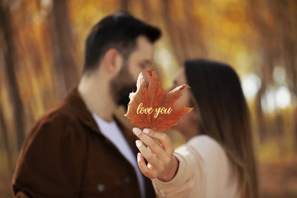 Pareja Cariñosa Una Pareja Enamorada — Foto de Stock