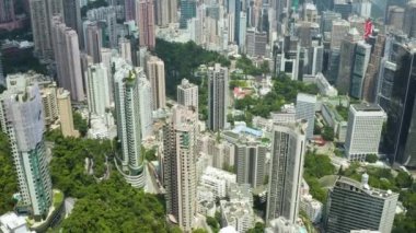 Hong Kong, Hong Kong 'daki şehir merkezinin hava görüntüsü. Hong Kong 'daki iş ve konut binaları.