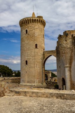Palma 'daki Castel de Bellver Kalesi Balear Adası Mallorca, İspanya güneşli bir günde