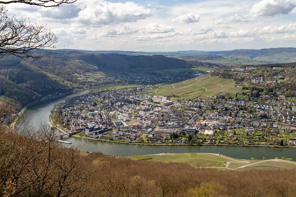 Panoramiczny Widok Dolinę Rzeki Moselle Miasta Bernkastel Kues — Zdjęcie stockowe