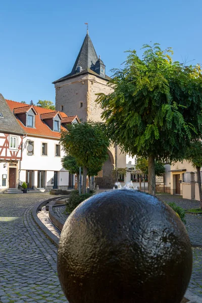 Rapportierplatz Con Fuente Agua Untertor Meisenheim Alemania — Foto de Stock