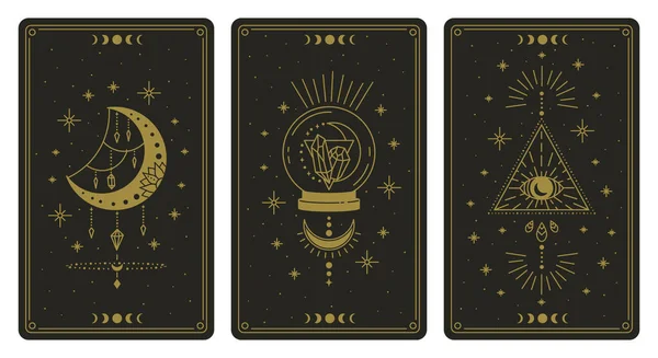 Sihirli tarot kartları. Sihirli tarot kartları, esrarengiz boho ruhani tarot okuyucu ayı, kristal ve sihirli göz sembolleri vektör çizimi