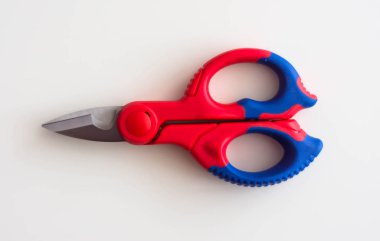 Beyaz arkaplanda el araçları