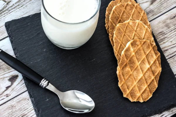 Biscuits Sucrés Lait Pour Petit Déjeuner — Photo