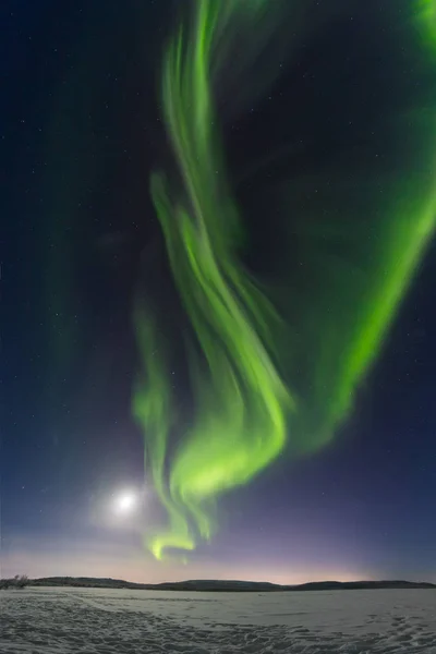 Luci Del Nord Sullo Sfondo Della Luna Piena — Foto Stock