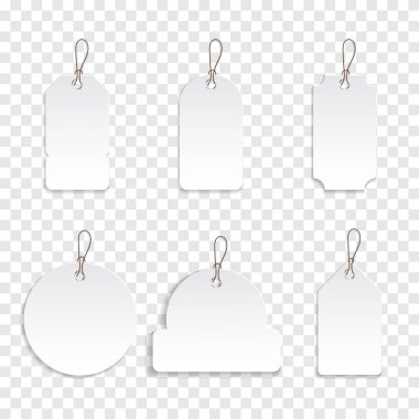 Şeffaf arkaplanda koleksiyon fiyat etiketi, kağıt kesim biçimli boş etiketler.