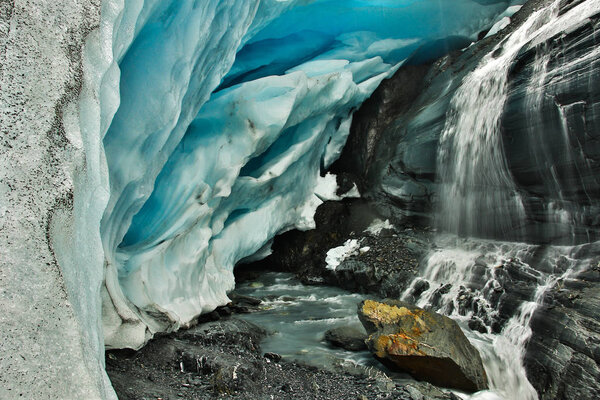 Worthington glacier by the road near Wrangell-St. Elias NP, Alaska, most accessible alaskan glacier, blue ice in glacier