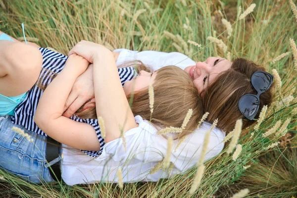Joyful Mom Daughter Lie Meadow Spikelets — Stock Photo, Image