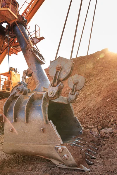 Scoop Quarry Power Shovel Clay — Stock Photo, Image