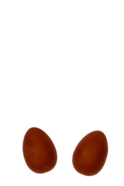 Пасхальные Шоколадные Яйца Белом Фоне Вид Сверху Половинки Яиц Подобны — стоковое фото