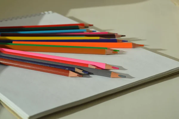 Color Pencils Notebook — Stock Photo, Image