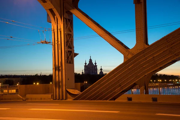 Puente Ciudad Nocturna Con Luces — Foto de Stock