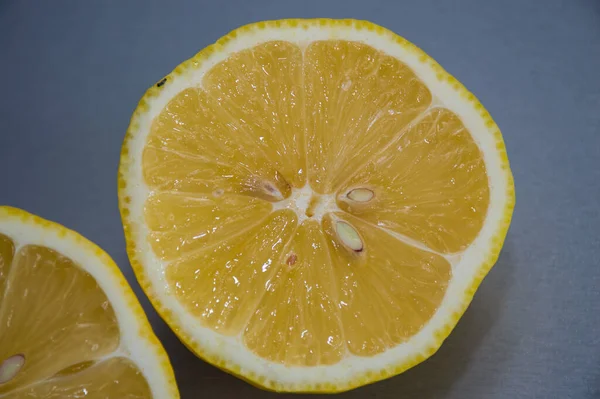 Свіжий Жовтий Лимон Білому Тлі — стокове фото
