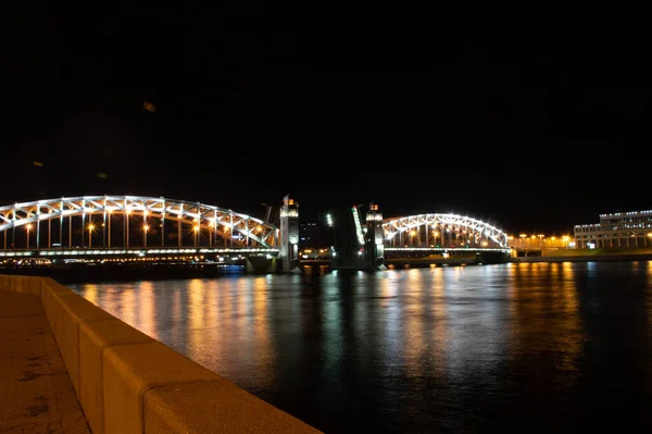 Drawbridge Rio Neva São Petersburgo Noite — Fotografia de Stock