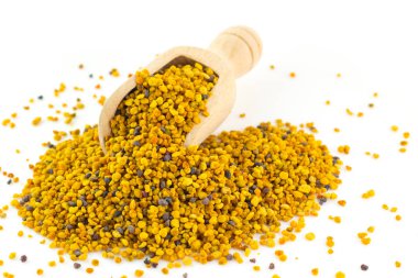 Bal polen taneleri beyaz arka plan üzerinde 