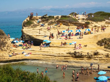 Korfu kanal d'amour plajı