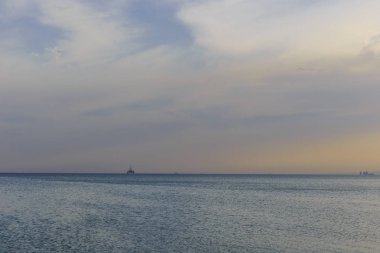 Hazar Denizi'nde petrol platformu