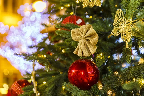 Christmas Speelgoed Opknoping Een Kerstboom — Stockfoto