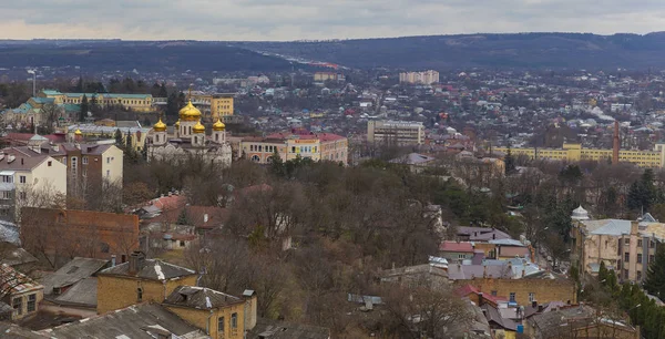 Panorama de Pyatigorsk en marzo — Foto de Stock