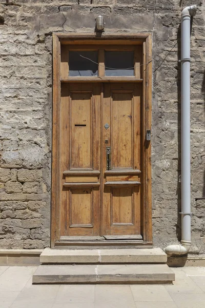 Textura de puerta de madera vieja — Foto de Stock