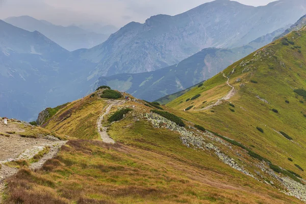 Hiking trail in Tatra mountains — Stock Photo, Image