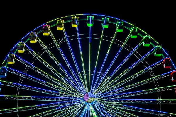 Schönes Riesenrad Leuchtet Bei Kirmes Neonlicht Nachthimmel — Stockfoto