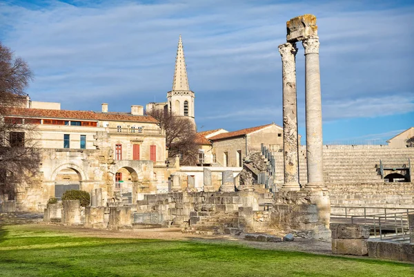 Starożytnych Rzymskich Kolumn Amfiteatr Arles Francja — Zdjęcie stockowe