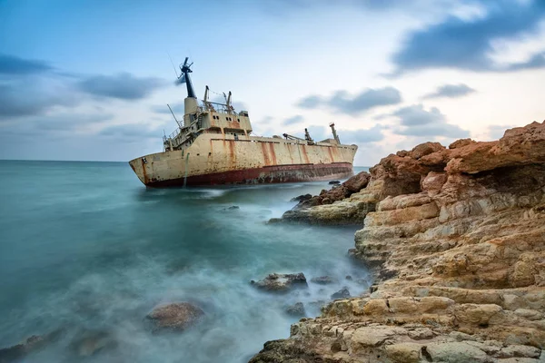 Verlaten Schip Dat Schipbreuk Leed Uit Buurt Van Kust Van — Stockfoto