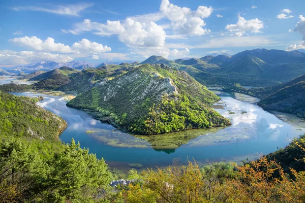 Rivière Rijeka Crnojevica au Monténégro — Photo