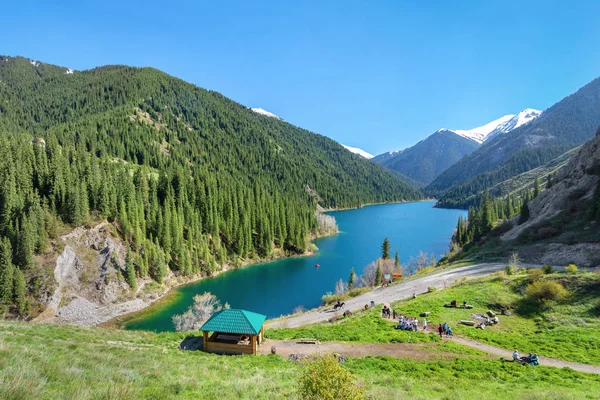 Lago Lower Kolsay no Cazaquistão — Fotografia de Stock