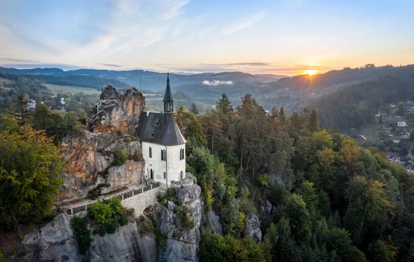 Ruine der Burg Vranov in mala skala, Tschechien — Stockfoto