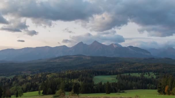 Zeitraffer Ansicht Der Morgendämmerung Über Der Belianske Tatra Von Lapszanka — Stockvideo