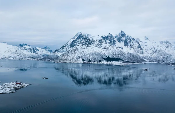 Εναέρια Χειμώνα Προβολή Των Νήσων Lofoten Nordland Νορβηγία Φιόρδ Δρόμο — Φωτογραφία Αρχείου