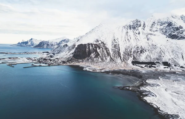 Προβολή Αεροφωτογραφιών Χειμώνα Νησιά Lofoten Nordland Νορβηγία Φιόρδ Δρόμου Γέφυρας — Φωτογραφία Αρχείου